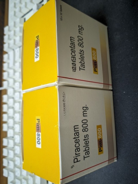 피라세탐(Piracetam) 800mg 정제 복약 패키지